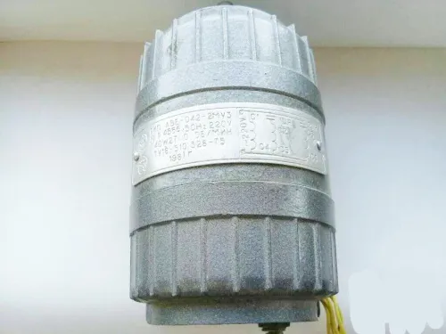 АВЕ-042-2 электродвигатель